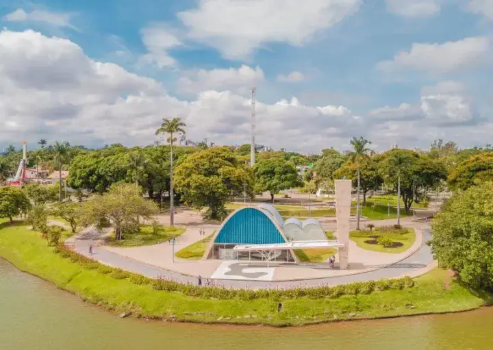 caminhada na Pampulha em BH